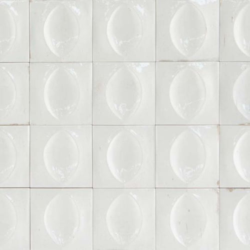 Aquatica Bianco 3D Egg deco tile close-up
